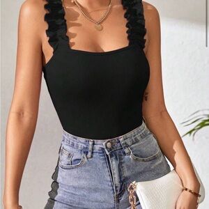 SHEIN Black Ruffled Crop Top